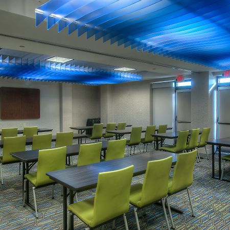 Holiday Inn Express Hotel & Suites Tempe By Ihg Bagian luar foto