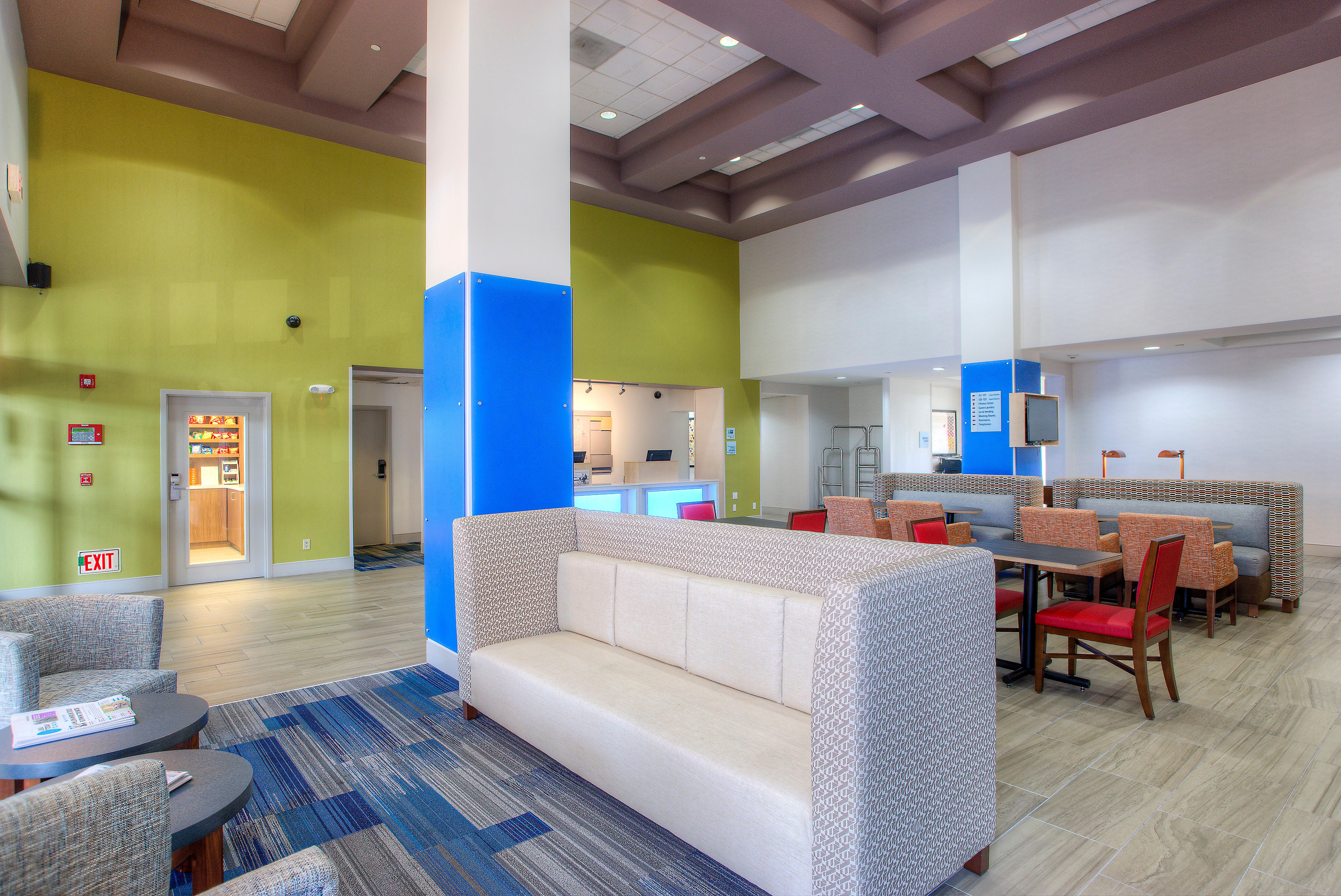 Holiday Inn Express Hotel & Suites Tempe By Ihg Bagian luar foto